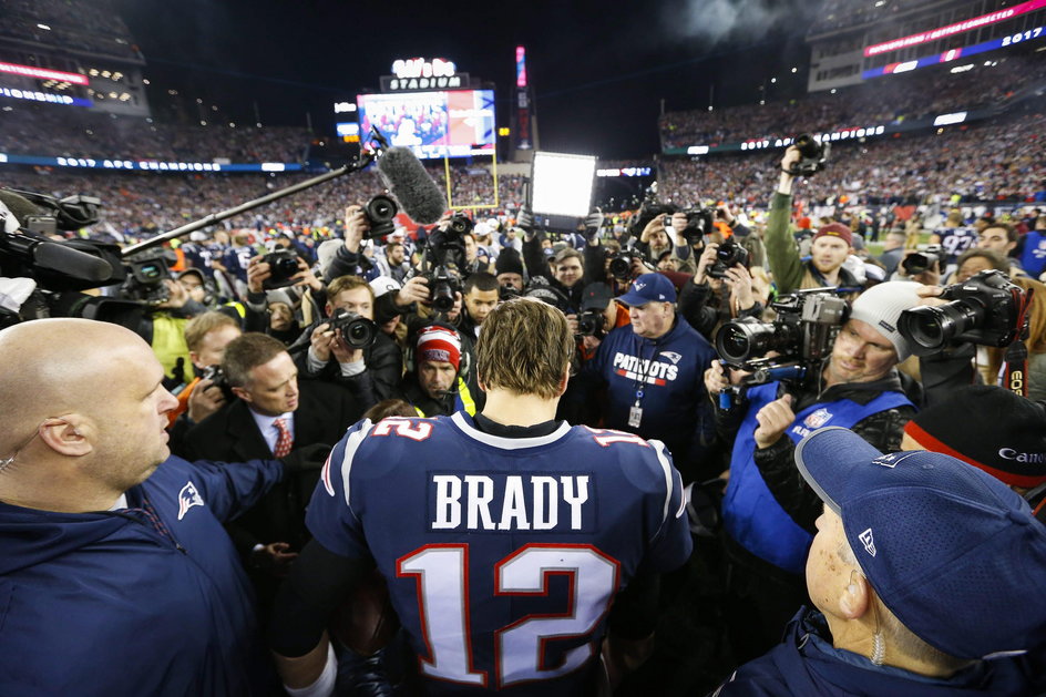 Tom Brady zagra w ósmym Super Bowl w karierze. Jak dotąd ma bilans pięciu wygranych i dwóch porażek. Żaden zawodnik w historii nie ma sześciu triumfów w tych meczach.