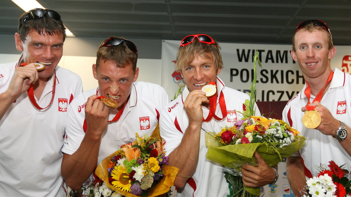 OLIMPIADA IO PEKIN2008 POLACY POWRÓT WARSZAWA