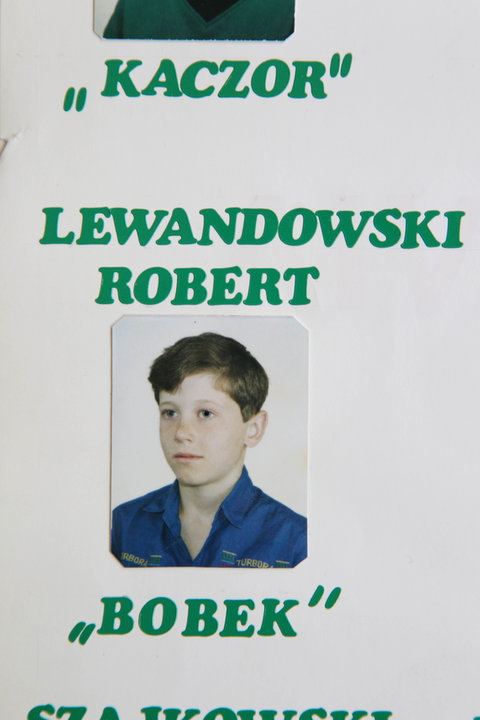 Robert Lewandowski w kronice swojego pierwszego klubu Varsovia Warszawa (zdjęcia z kroniki)