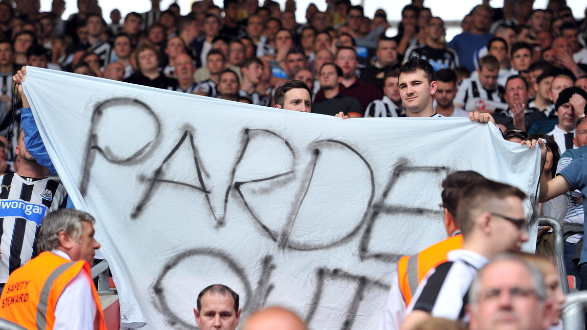 Kibice Newcastle United nie chcą Alana Pardew