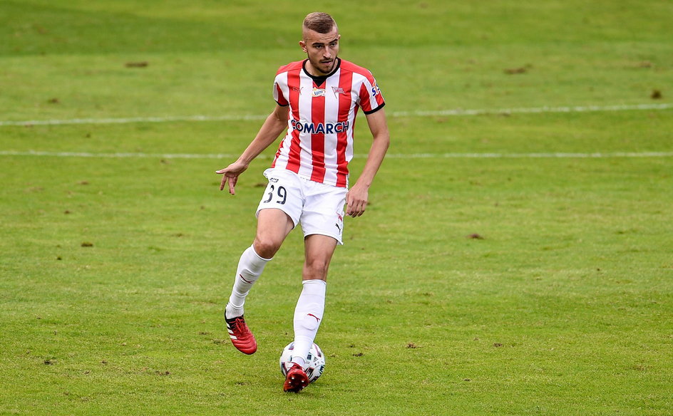 Michał Helik we wrześniu przeszedł z Cracovii do angielskiego Barnsley.