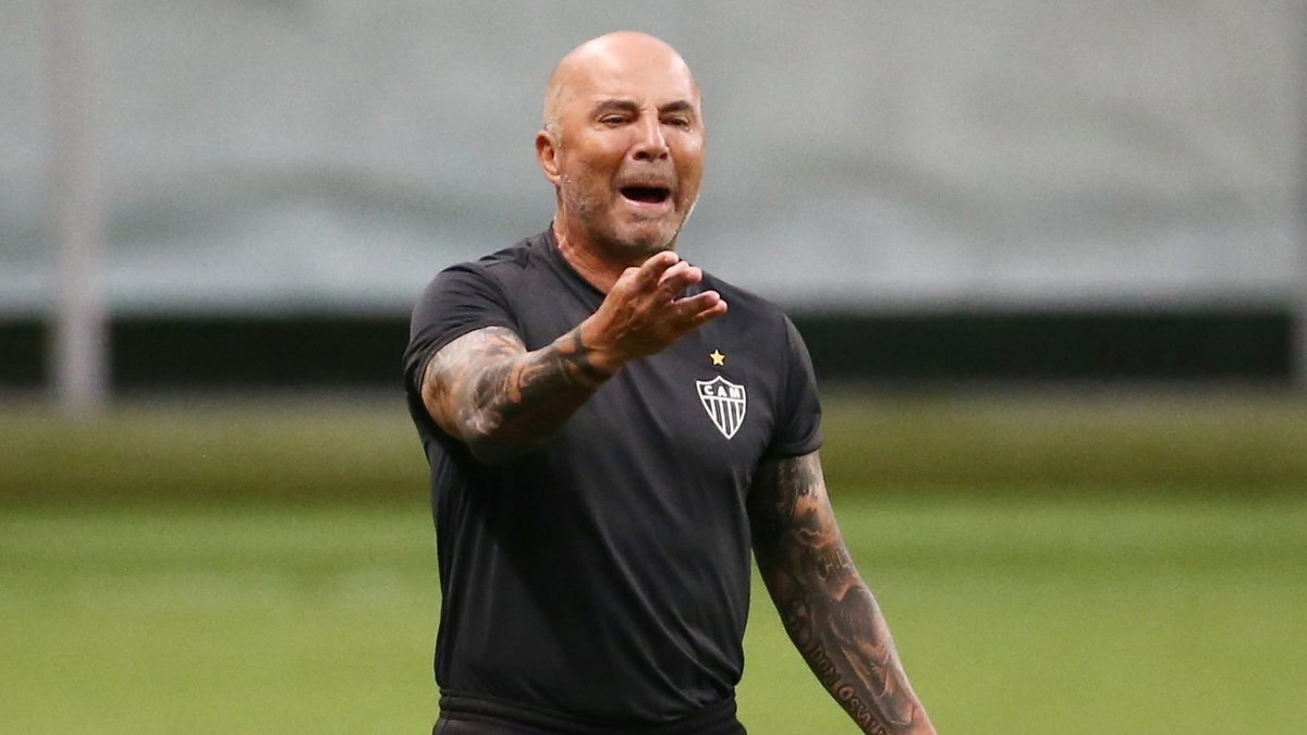 Jorge Sampaoli od dziś spróbuje wyprowadzić z kryzysu Olympique Marsylia.