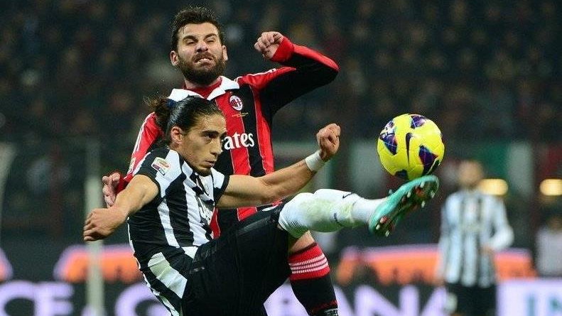 Martin Caceres i Antonio Nocerino 