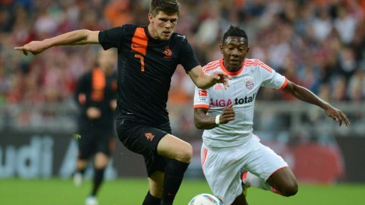 Bayern Monachium - Holandia: Klaas Jan Huntelaar (L)