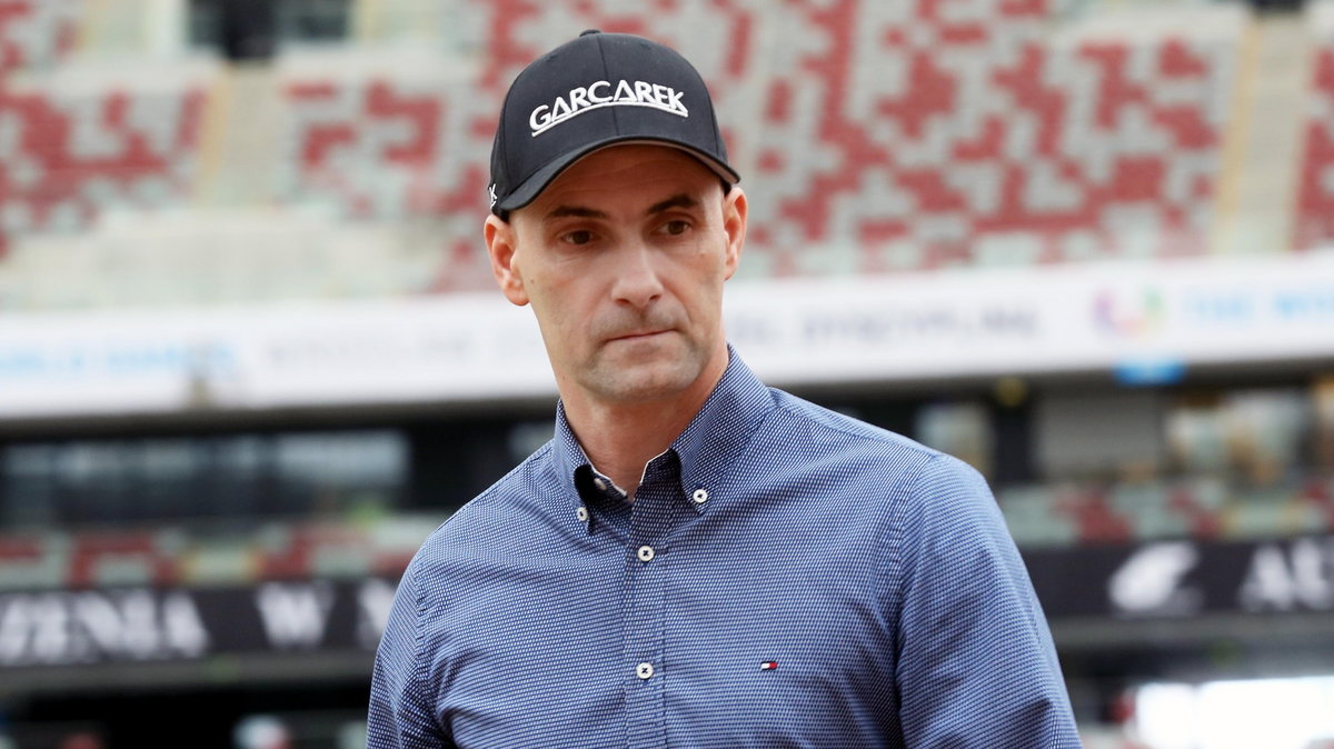 TOMASZ GOLLOB