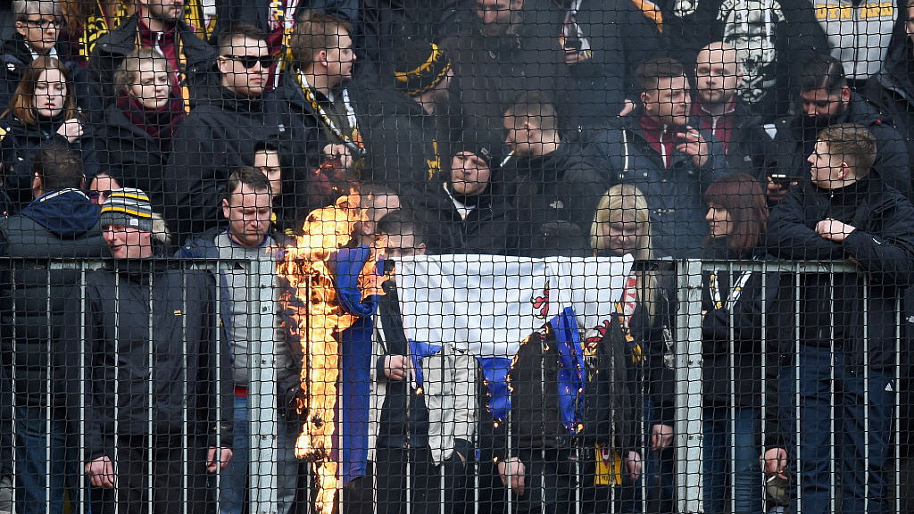 Fani Hansy Rostock krytykowani za kontrowersyjny transparent