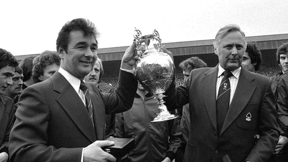 9. Brian Clough (z lewej, Leeds United) – 44 dni