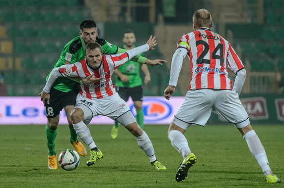 PIŁKA NOŻNA EKSTRAKLASA ZAGŁĘBIE LUBIN CRACOVIA (Bartosz Śpiączka Paweł Jaroszyński Piotr Polczak)