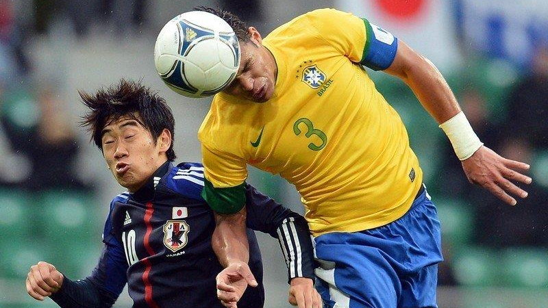 Brazylia - Japonia/Shinji Kagawa i Thiago Silva