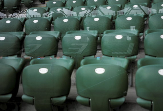 PIŁKA NOŻNA LIGA POLSKA LEGIA WARSZAWA WISŁA KRAKÓW (Puste trybuny stadionu Legii )