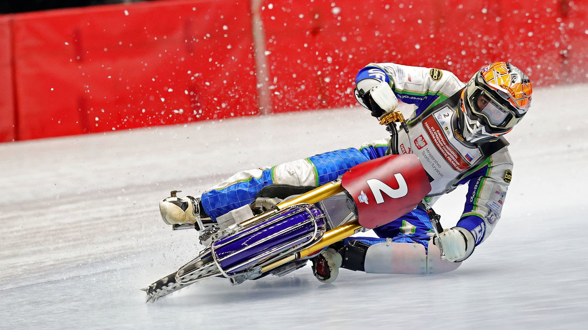 03.12.2021 tomaszow mazowiecki, arena lodowa, ul. strzelecka,, zuzel na lodzie (ice speedway), indywidualne mistrzostwa europy (fim european individual ice speedway championship) nz. NIKITA BOGDANOV foto Pawel Wilczynski/cyfrasport