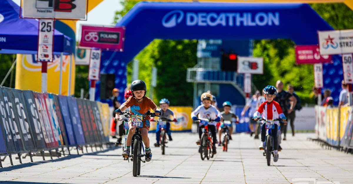 Jak zachęcić dziecko do sportu? Praktyczne sposoby na budowanie zdrowych nawyków ruchowych