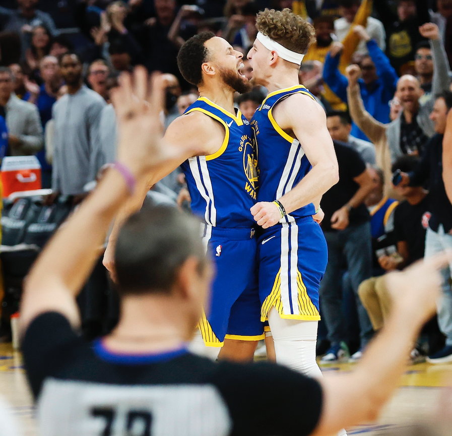 Brandin Podziemski i Stephen Curry