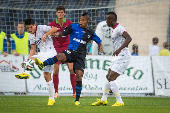 PIŁKA NOŻNA LE ZAWISZA BYDGOSZCZ SV ZULTE WSARENGEN (Steve Colpaert Mamoutou N'Diaye Wagner de Andrade Borges)