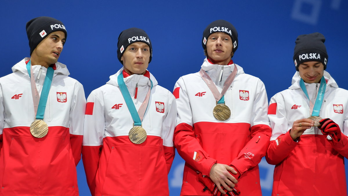 Polscy skoczkowie z medalami