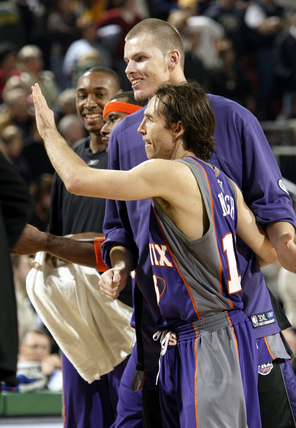 Maciej Lampe i legendarny Steve Nash w 2004 r. w Phoenix Suns