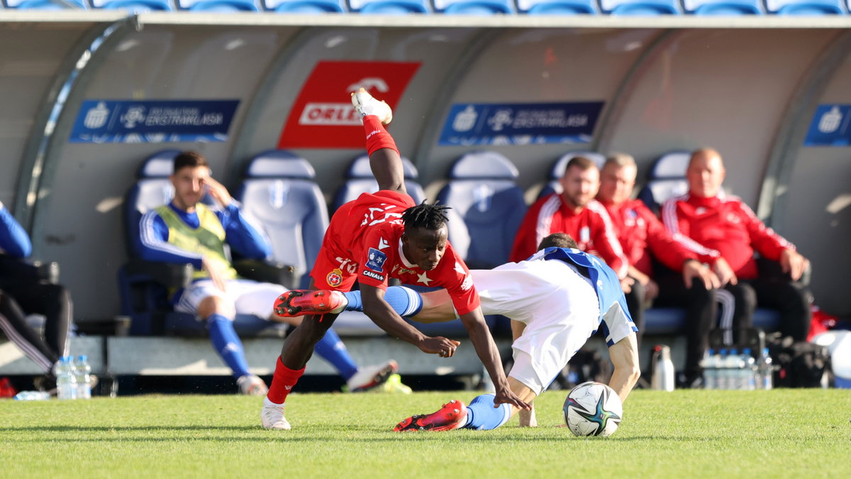 Yaw Yeboah (Wisła Kraków) i Anton Krywociuk (Wisła Płock)