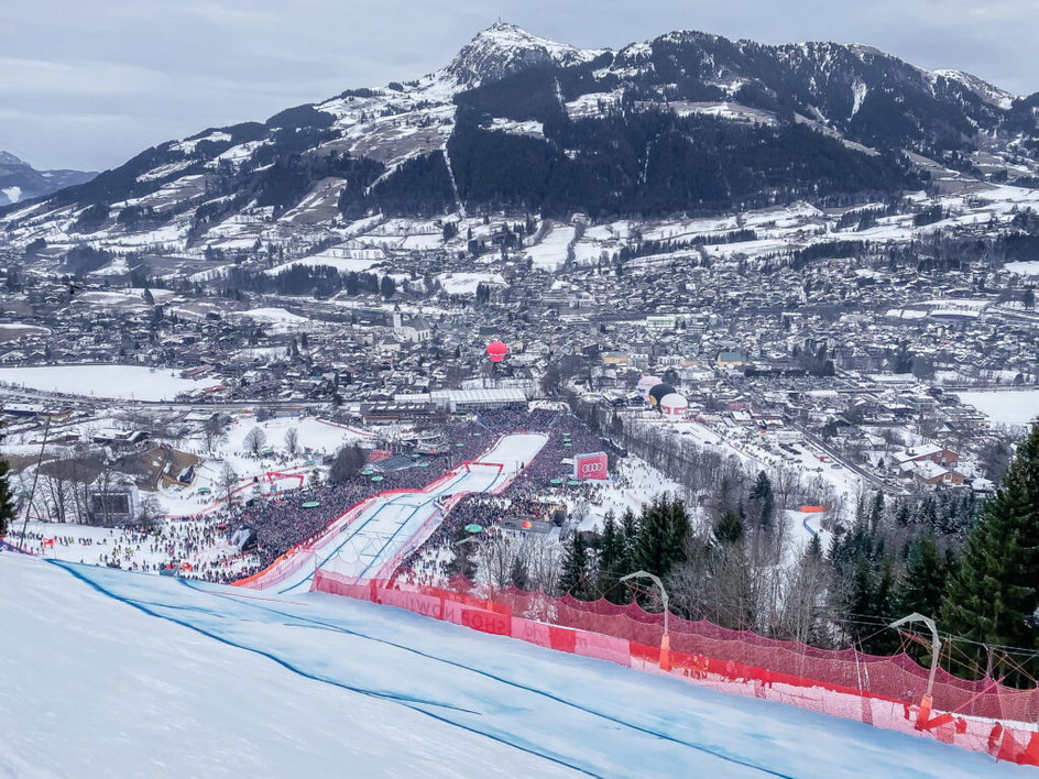 Trasa narciarstwa alpejskiego w Kitzbühel