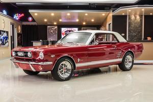 Ford Mustang Coupe 1966. 