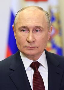 Władimir Putin (Niezależny).