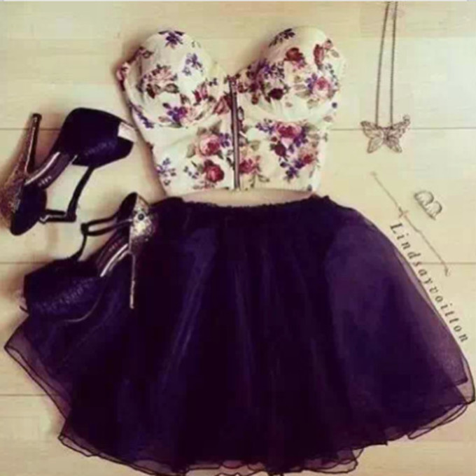 my19rp-l-c680x680-shirt-tank-skirt-high+heels-floral-dress-girly-blouse-brown-flowers-croptop-belly+shirt-tumblr+girl-floral-heels-crop+tops-flowery-crop+bralette+skater+skirt-frount+zip.jpg