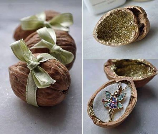 Walnut-Christmas-Gift-Decoration.jpg