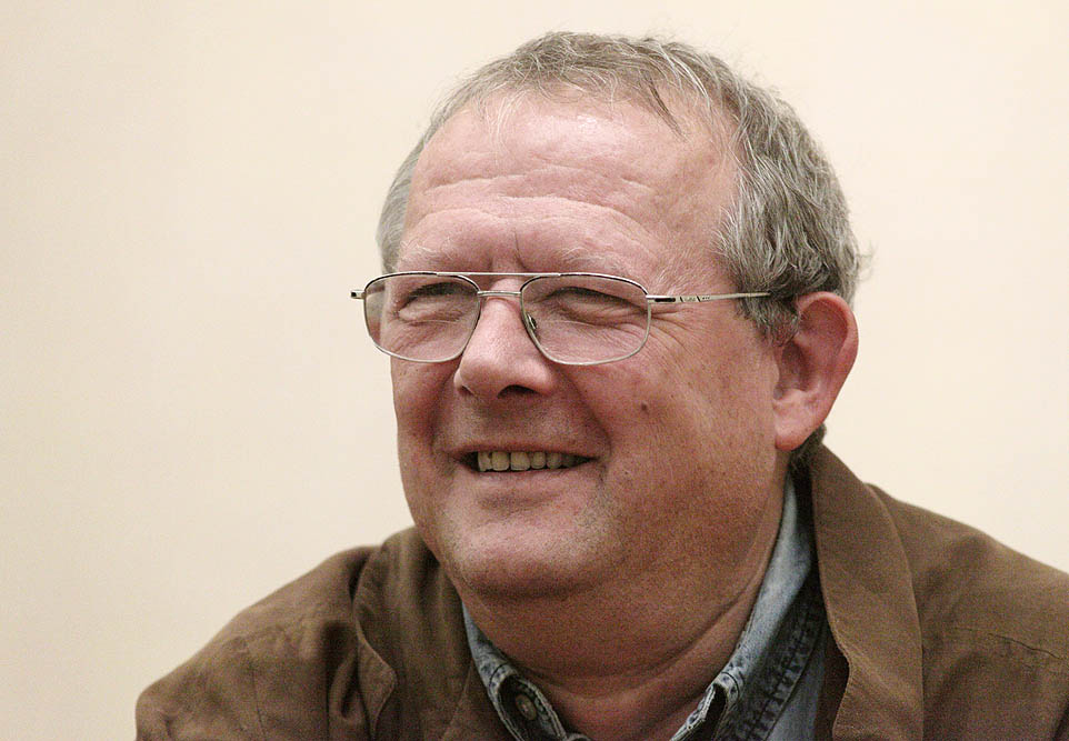 A-a-a-a-a-adam Michnik