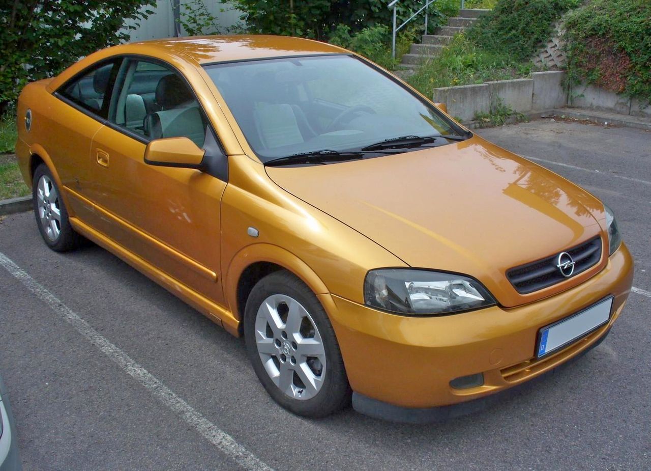 Opel Astra Coupe