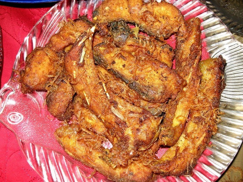 fried-rohu-in-bangladesh.jpg