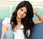 Jest fajniejsza Selena?