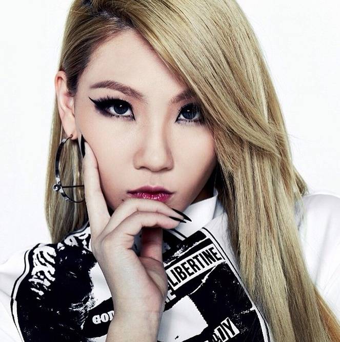 Lee Chae Rin (2NE1)