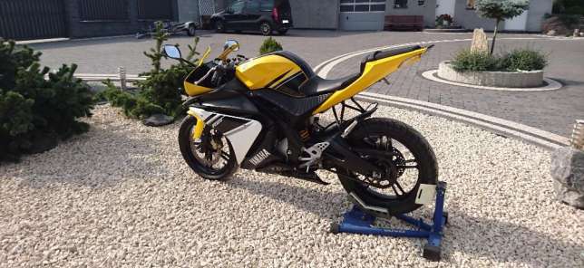 Yamaha yzf-r125/183 Akrap