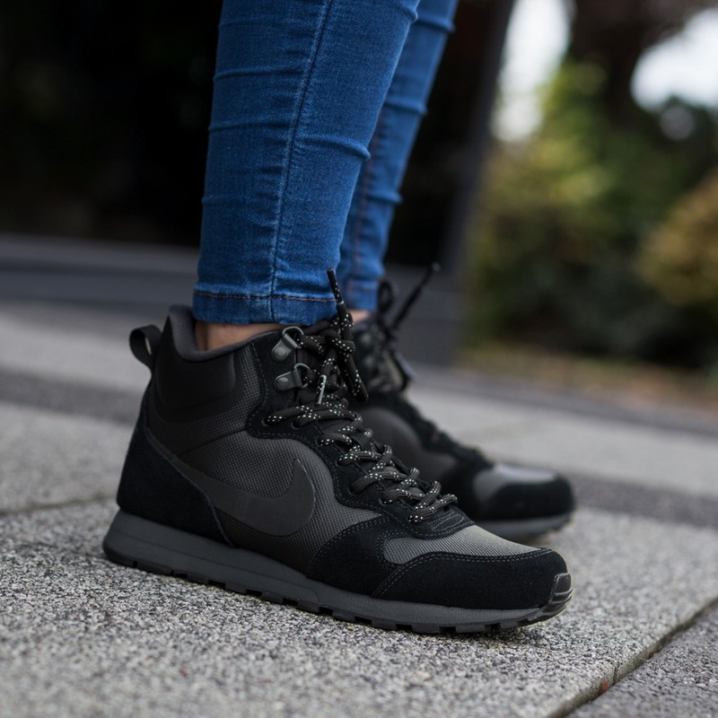 NIKE WMNS MD RUNNER 2 MID PREM