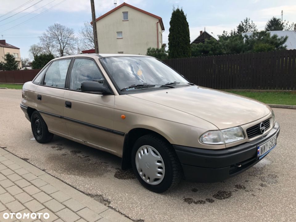 Opel Astra F