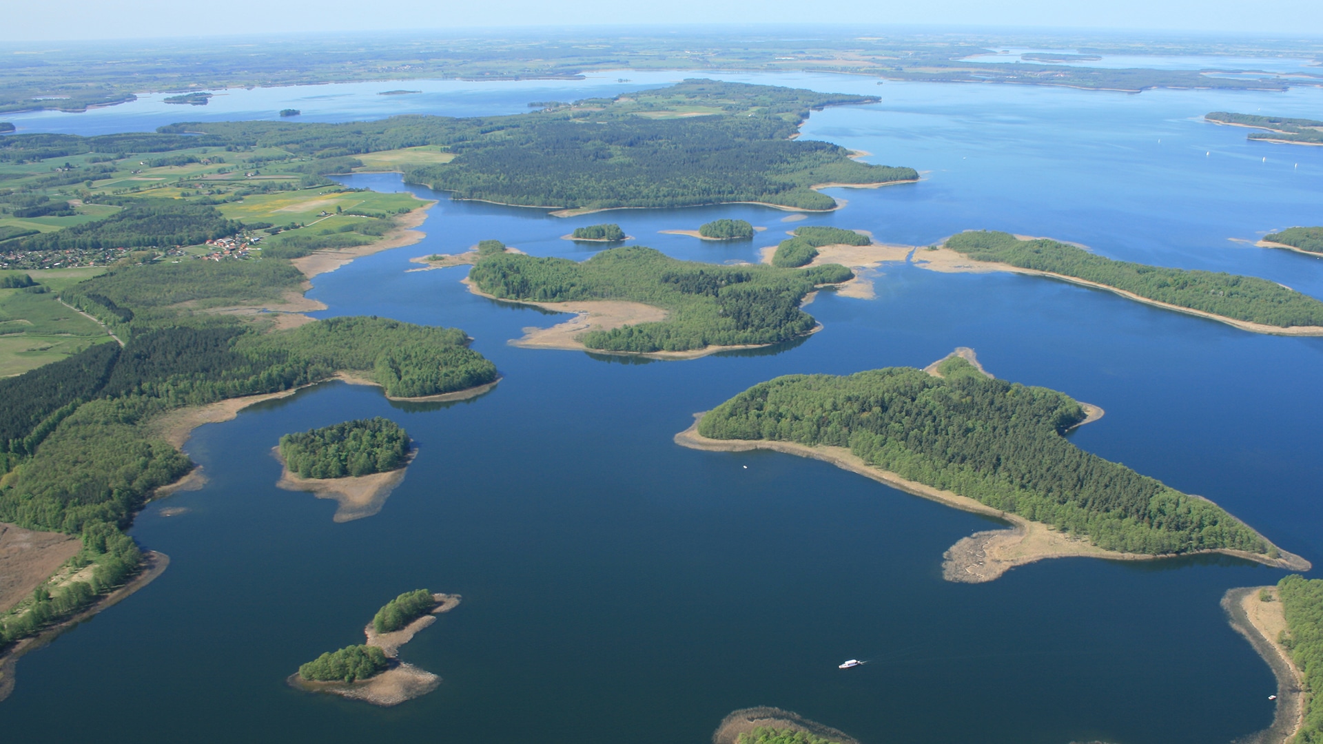 mazury_z_lotu_ptaka_fotografia_radnego_gizycka.jpg