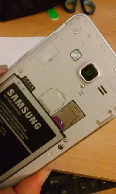 Samsung galaxy grand prime , powiedzcie mi jak otworzyc to na karte pamieci  PROSZE ;C bez bezsensownych odpowiedzi BLAGAM - Zapytaj.onet.pl -