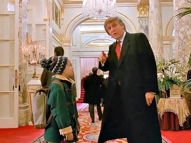 Wystąpienie gościnne Donalda Trumpa w kultowym filmie Kewin sam w Nowym Jorku gdzie zaczepiony pokazuje Kewinowi droge