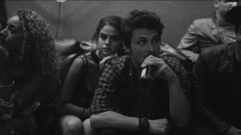 Z kim Selena Gomez pochodzi 2014?