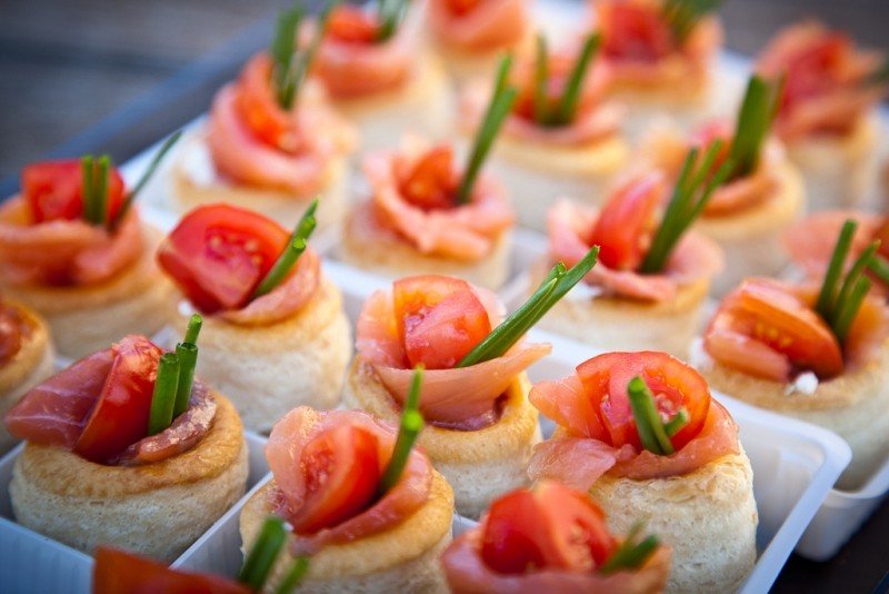 queso-salmon-tomate-cebollino.jpg