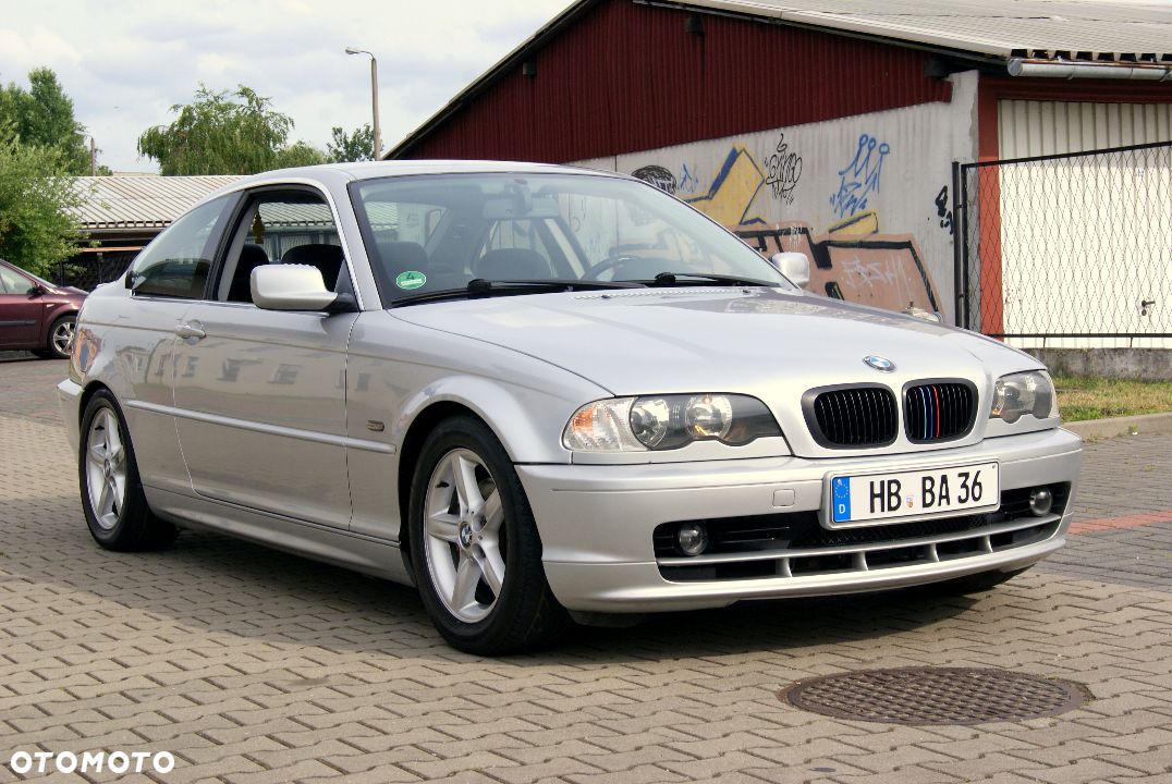 BMW E46 323Ci