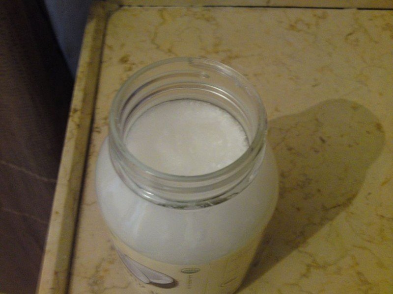 coconut-oil-hardened-closeup.jpg